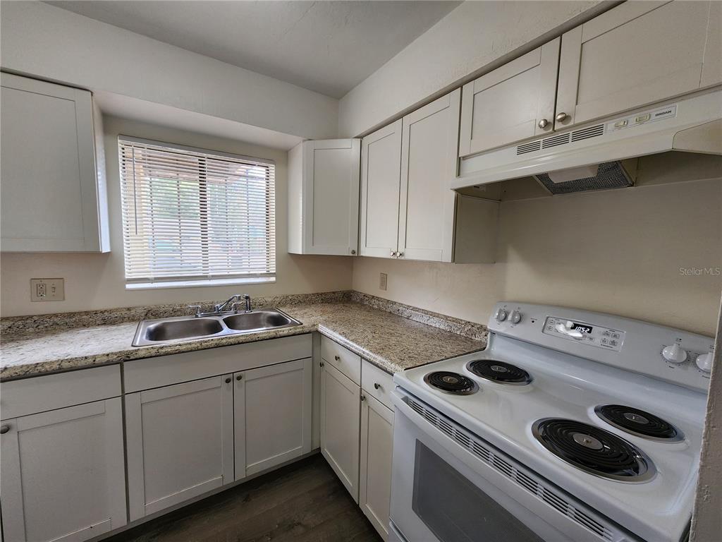 806 Southwest 64th Terrace, Unit A Gainesville, FL 32607 - Photo 13 of 37