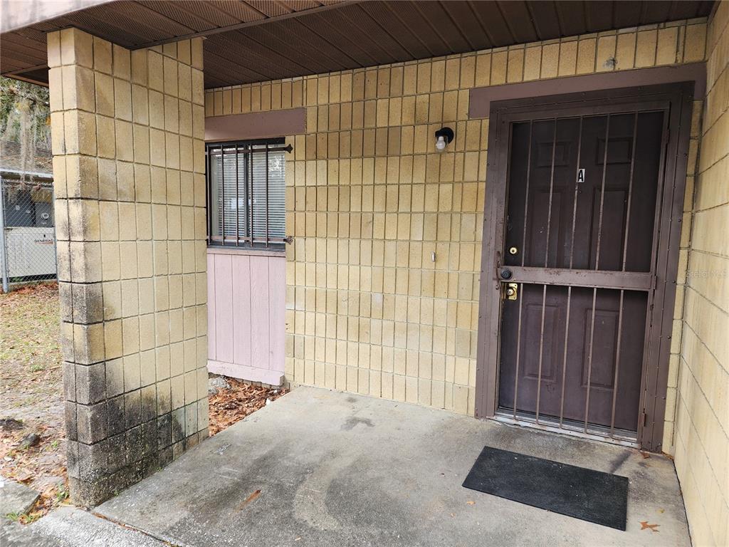 806 Southwest 64th Terrace, Unit A Gainesville, FL 32607 - Photo 3 of 37