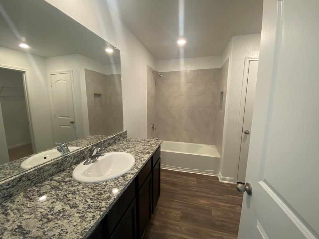 309 Riverdale Cove Jarrell, TX 76537 - Photo 17 of 32