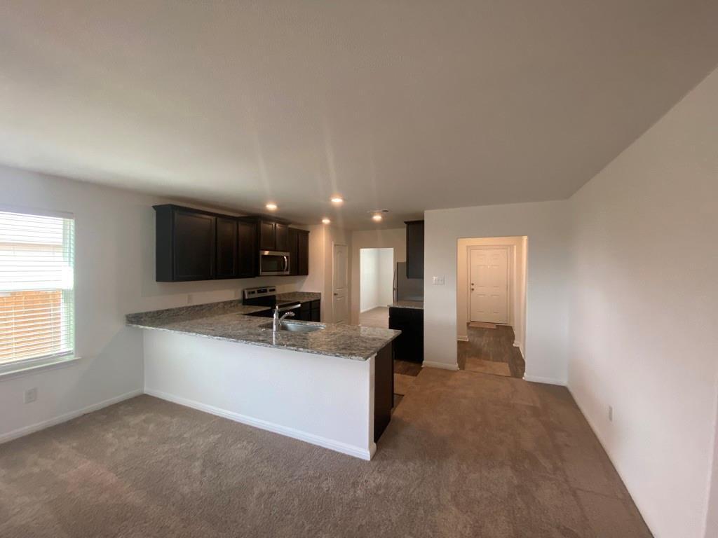 309 Riverdale Cove Jarrell, TX 76537 - Photo 21 of 32