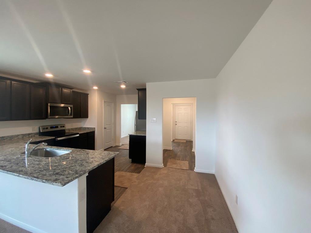 309 Riverdale Cove Jarrell, TX 76537 - Photo 23 of 32