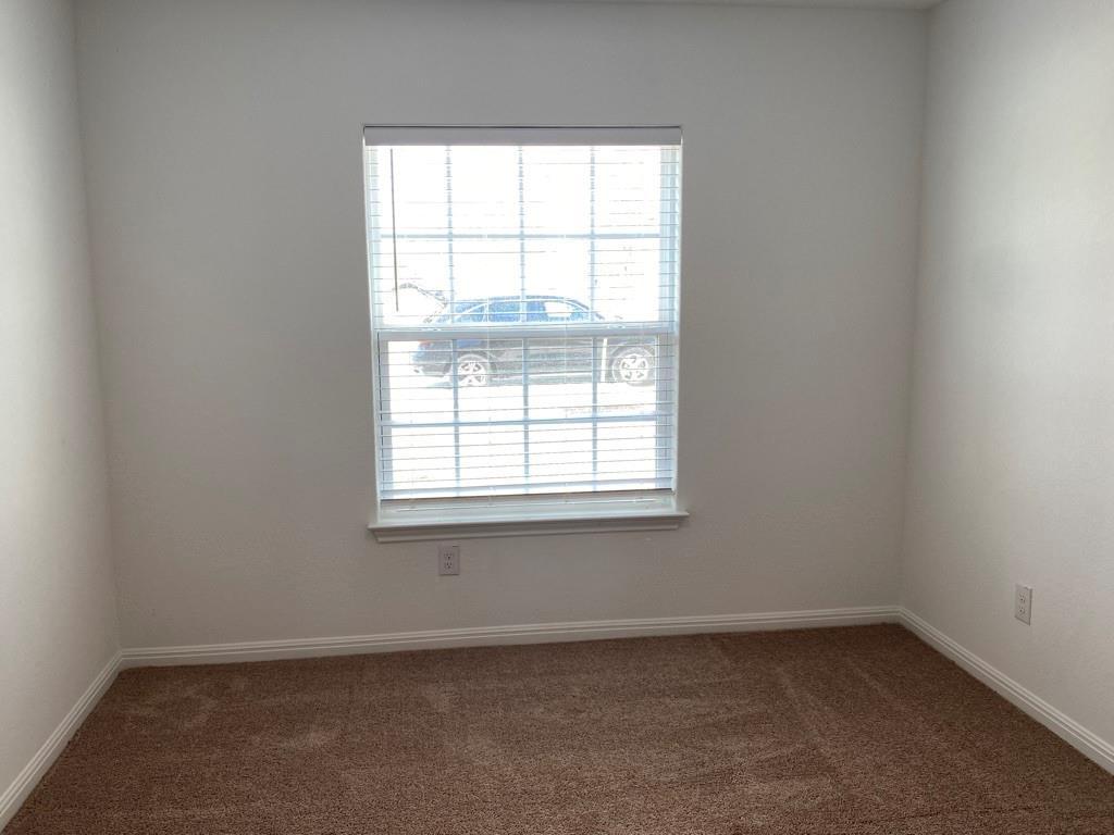 309 Riverdale Cove Jarrell, TX 76537 - Photo 24 of 32