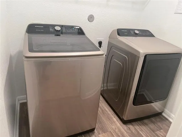 $1,700 | 309 Riverdale Cove, Jarrell, TX 76537