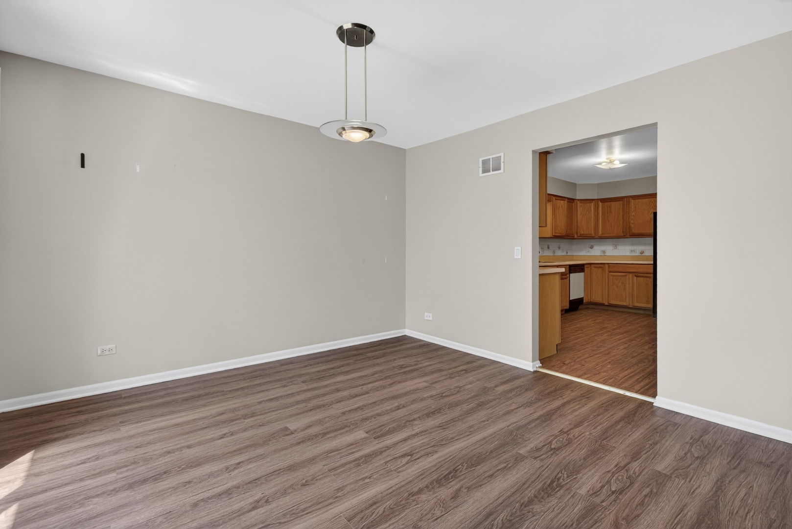 337 Inner Cir Drive Bolingbrook, IL 60490 - Photo 13 of 32