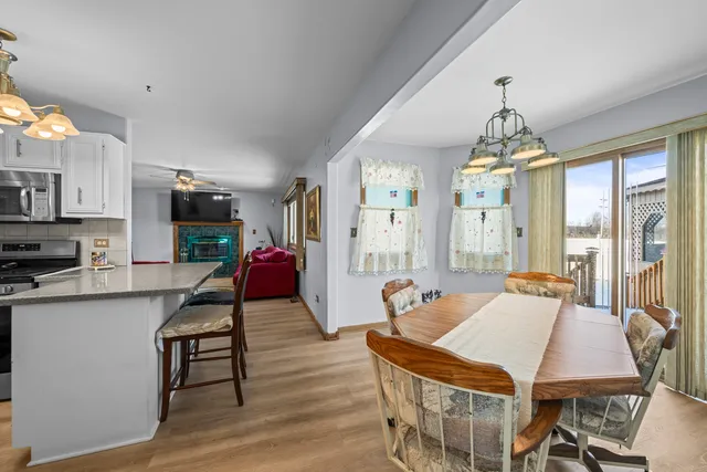 $390,000 | 4862 Bay View Drive, Richton Park, IL 60471