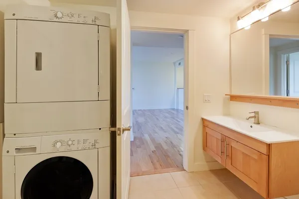 $5,100 | 87 New Street, Unit 214, Cambridge, MA 02138