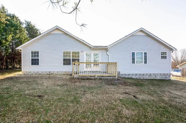 $2,035 | 200 Oakmont Drive, La Vergne, TN 37086