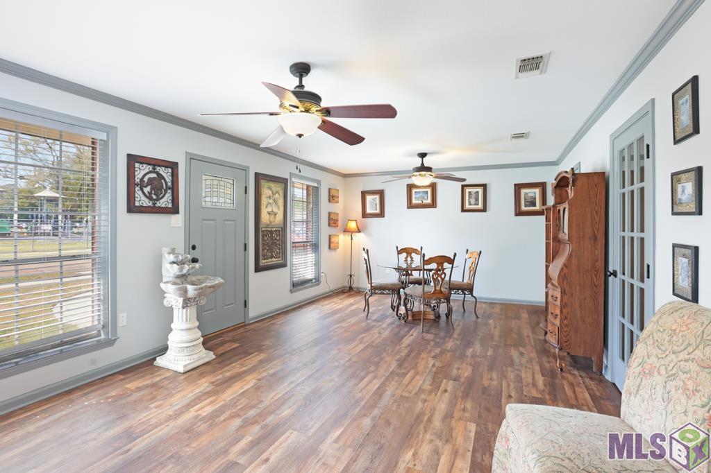 9487 Rustling Oaks Drive Baton Rouge, LA 70818 - Photo 12 of 28