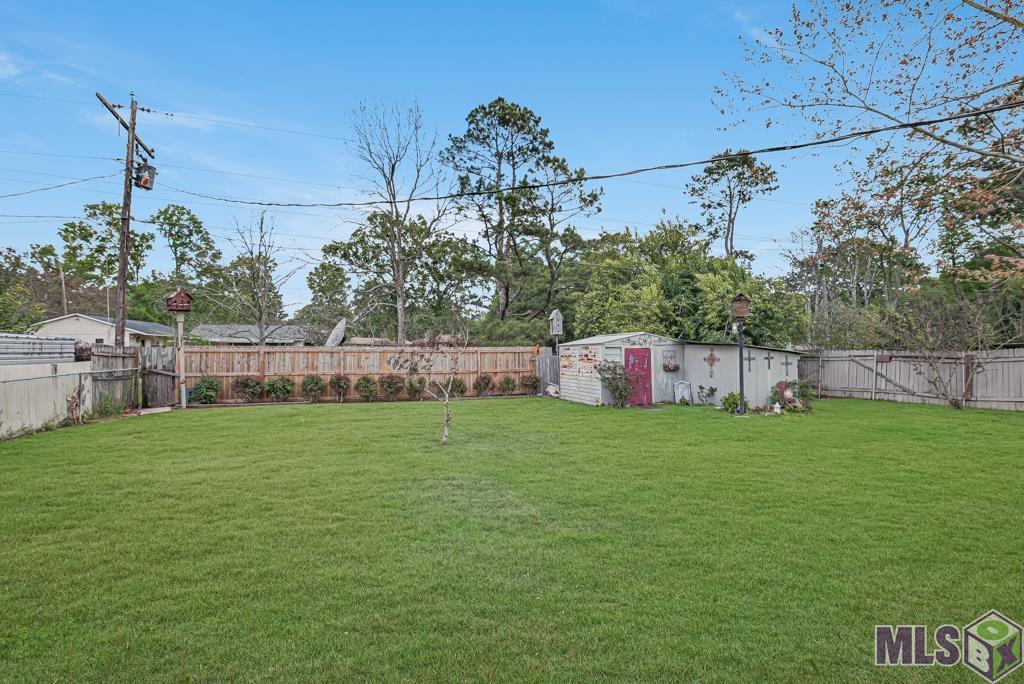 9487 Rustling Oaks Drive Baton Rouge, LA 70818 - Photo 23 of 28
