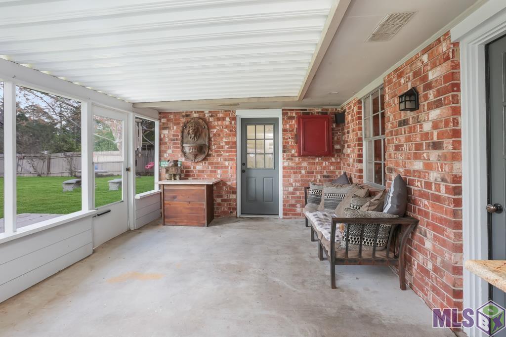 9487 Rustling Oaks Drive Baton Rouge, LA 70818 - Photo 26 of 28