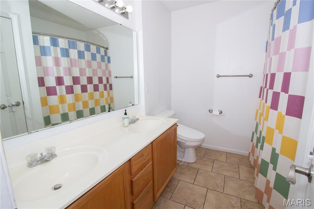 126 Hickory Valley Road St. Robert, MO 65584 - Photo 9 of 39