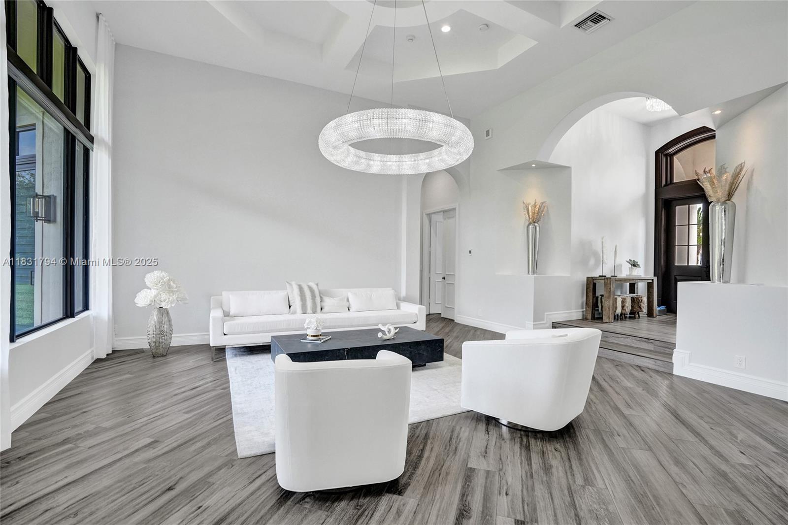 11056 Blackhawk Boulevard Davie, FL 33328 - Photo 12 of 100