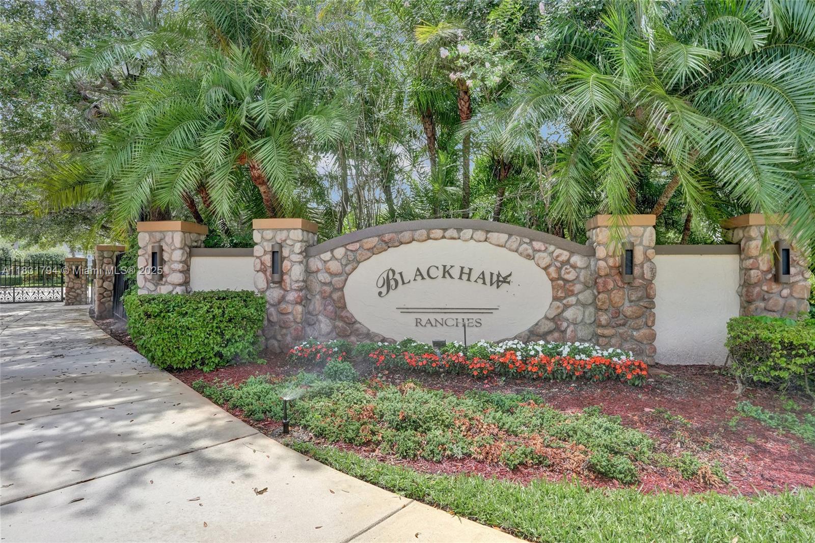 11056 Blackhawk Boulevard Davie, FL 33328 - Photo 2 of 100