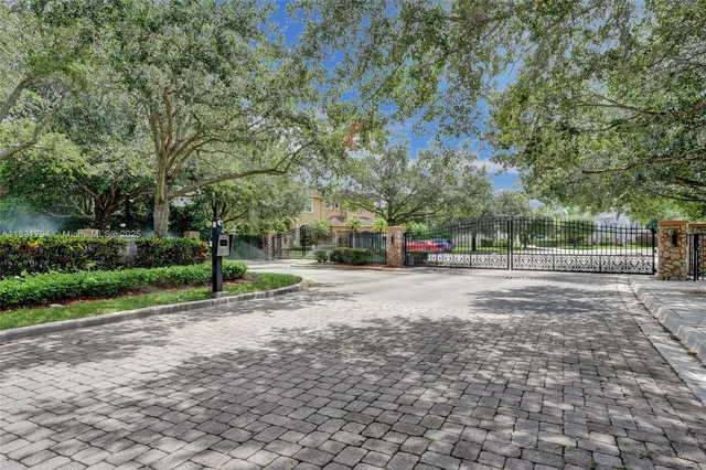 $2,950,000 | 11056 Blackhawk Boulevard, Davie, FL 33328