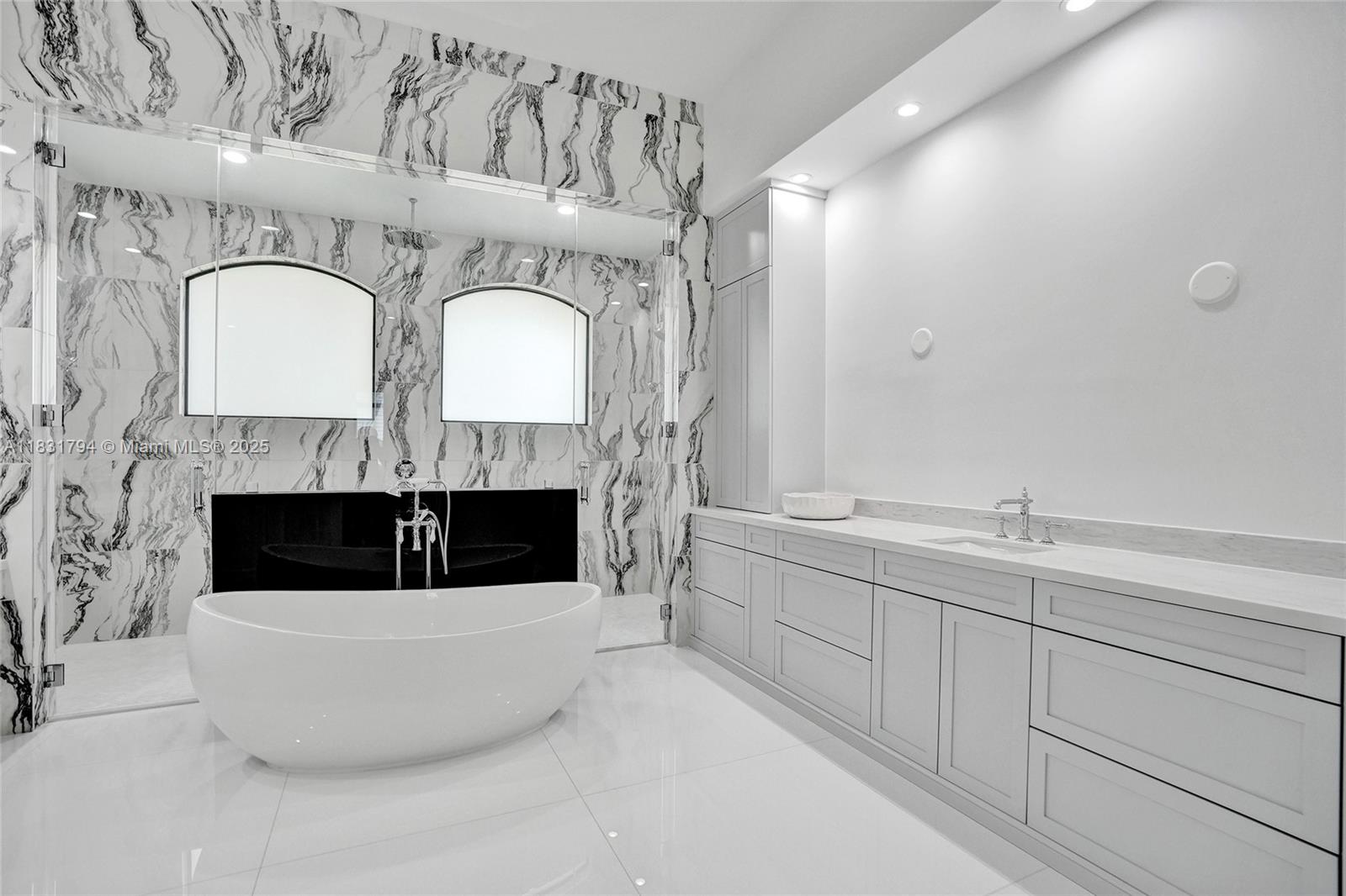 11056 Blackhawk Boulevard Davie, FL 33328 - Photo 33 of 100