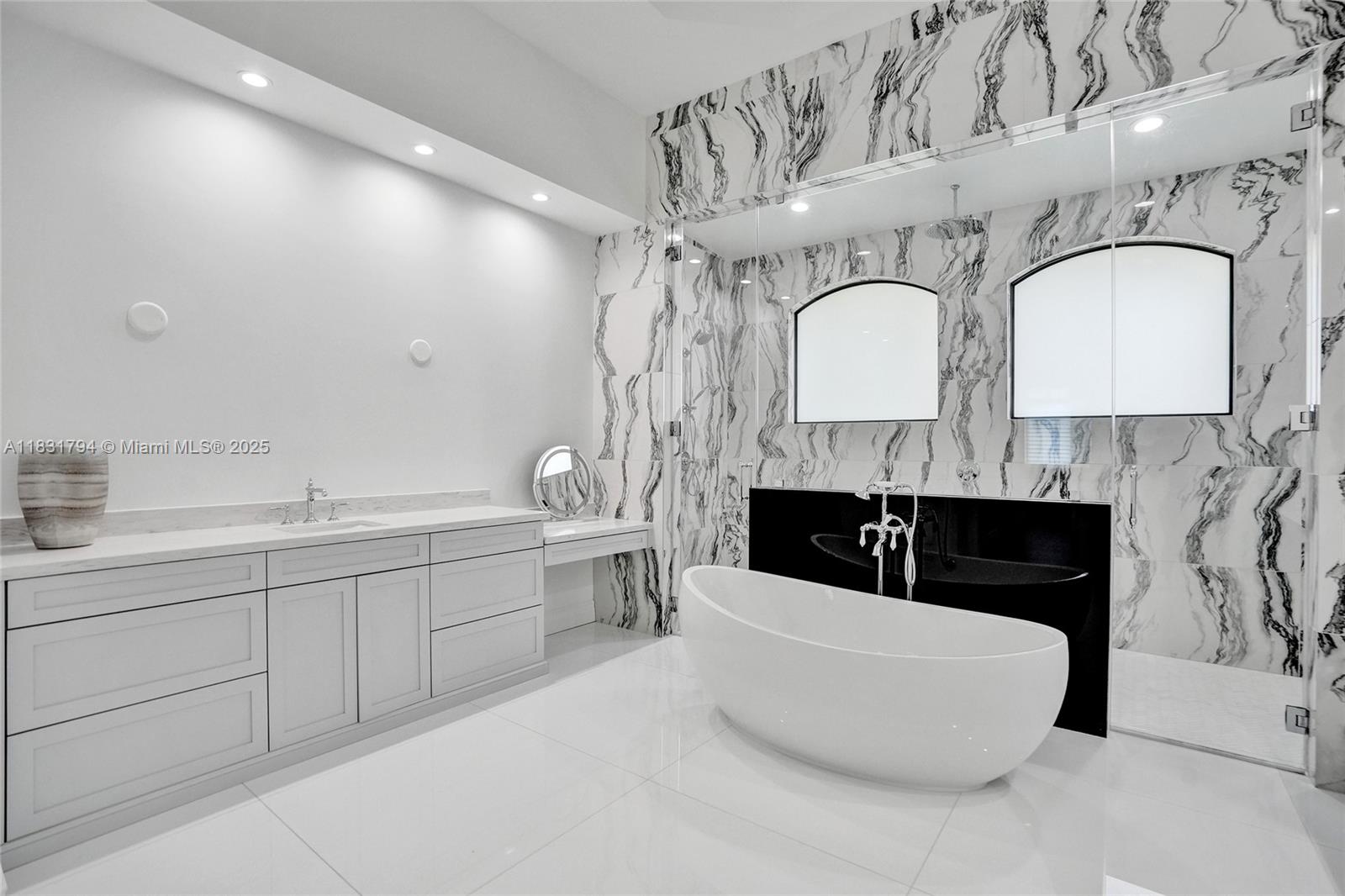 11056 Blackhawk Boulevard Davie, FL 33328 - Photo 34 of 100