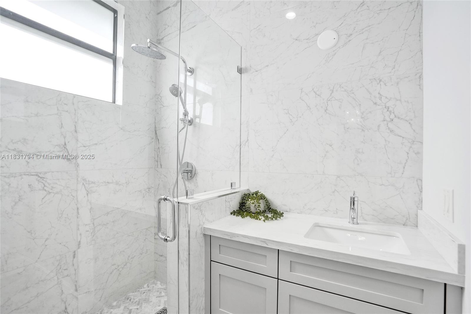 11056 Blackhawk Boulevard Davie, FL 33328 - Photo 49 of 100