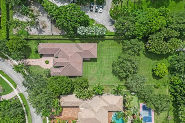 $2,950,000 | 11056 Blackhawk Boulevard, Davie, FL 33328
