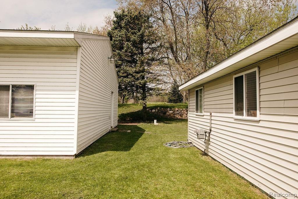36 South Hayes Road Lapeer, MI 48446 - Photo 19 of 21