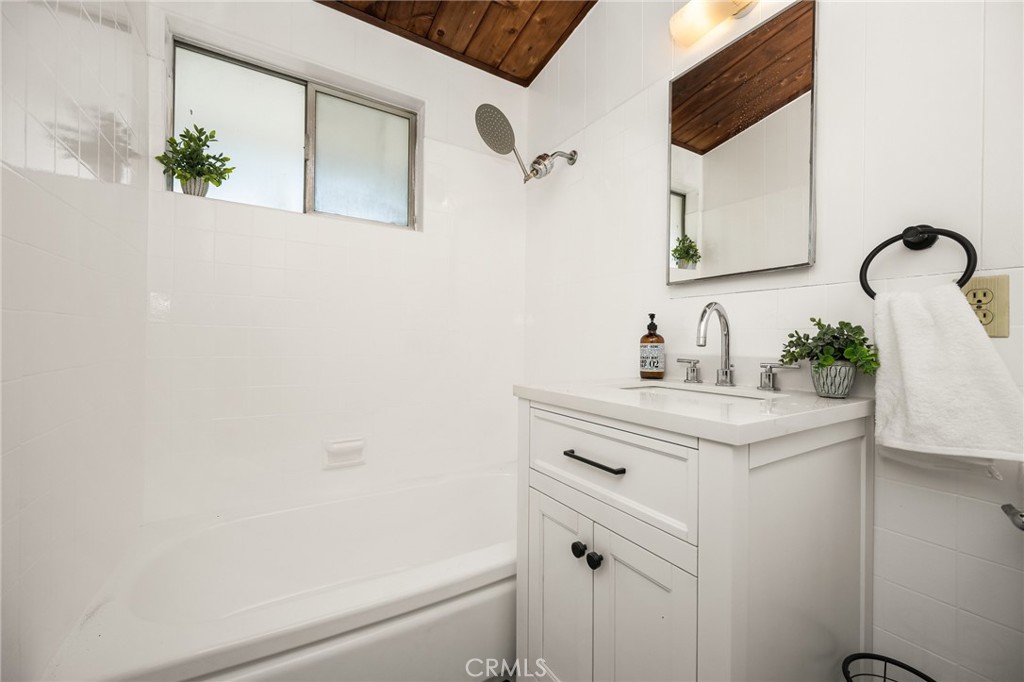 4040 Grand View Boulevard, Unit 35 Los Angeles, CA 90066 - Photo 21 of 25