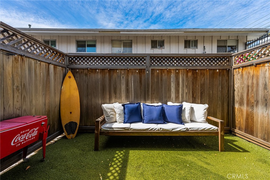 4040 Grand View Boulevard, Unit 35 Los Angeles, CA 90066 - Photo 10 of 25