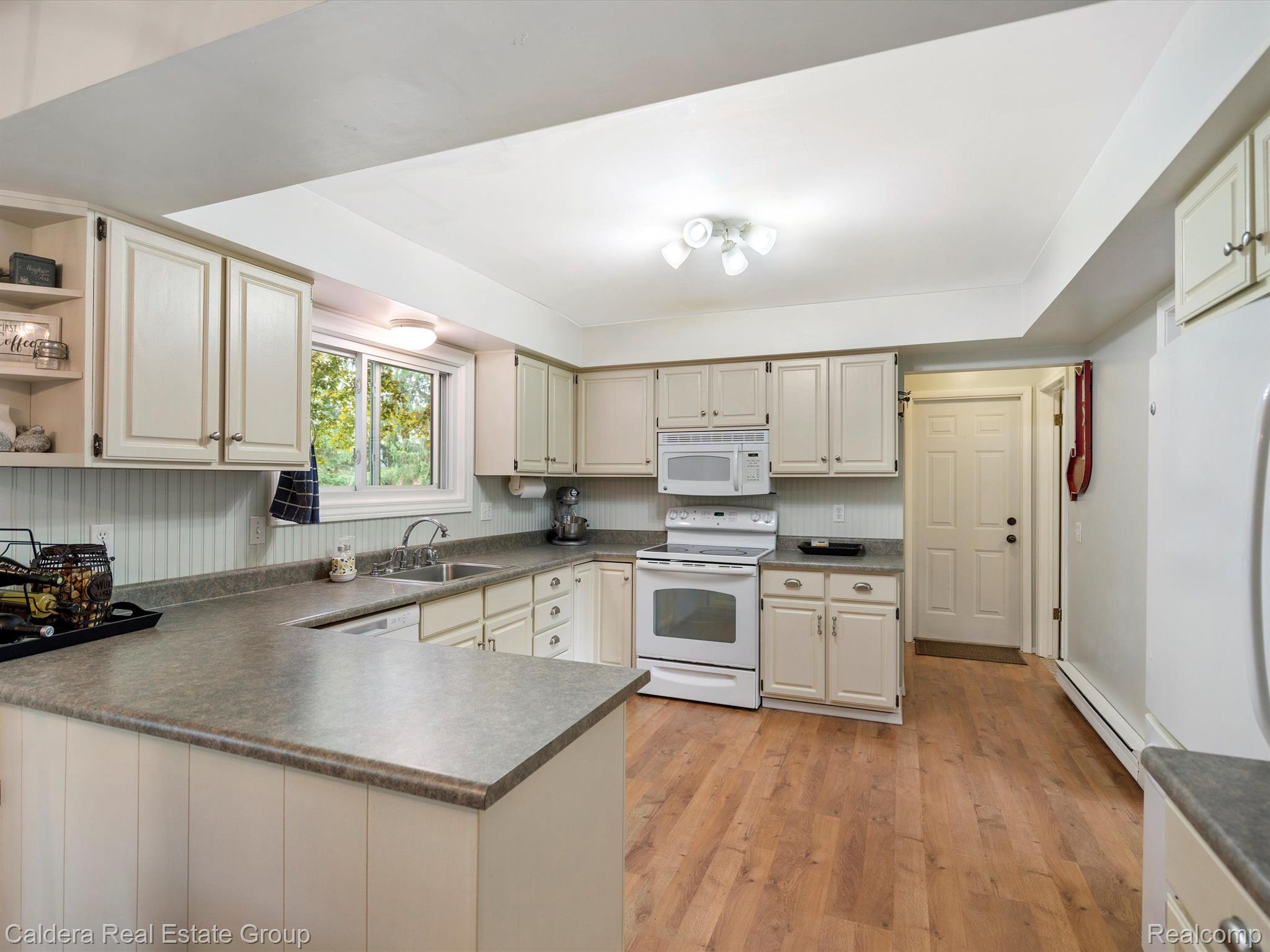 10400 Hadley Road Clarkston, MI 48348 - Photo 11 of 49 Gallery Image 11