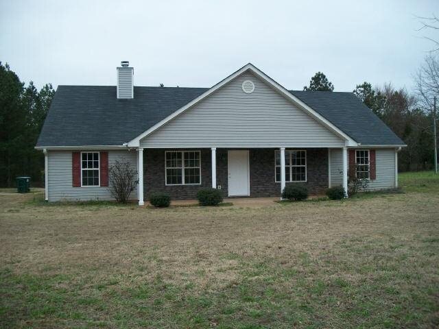 230 Dub Walker Road Jackson, GA 30233 - Photo 1 of 1