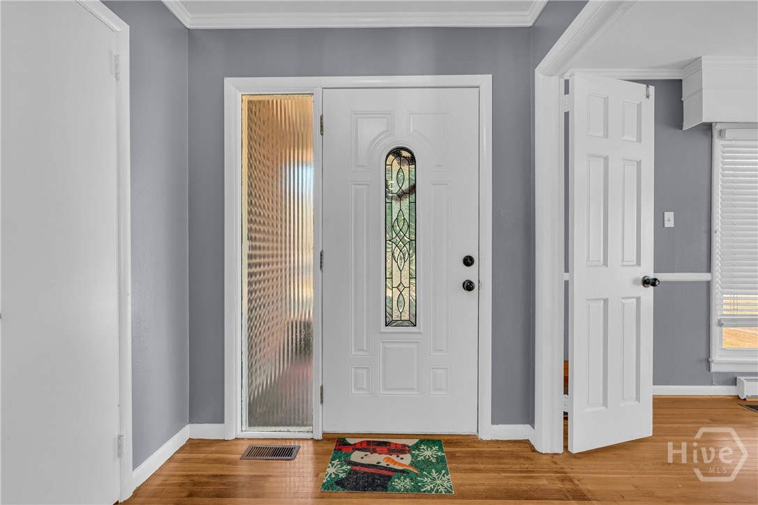 72 Cade Street Hartwell, GA 30643 - Photo 4 of 60