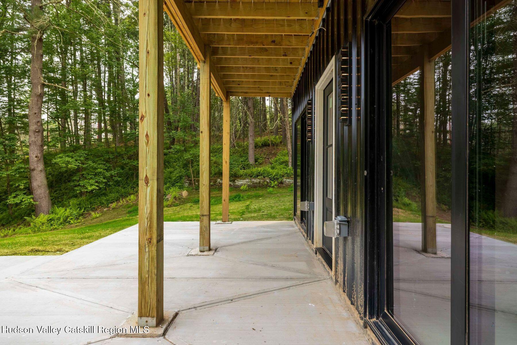 134 Irish Cape Road Napanoch, NY 12458 - Photo 18 of 47