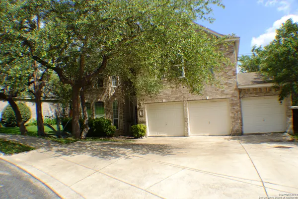 $2,900 | 1507 Lookout Point, San Antonio, TX 78260