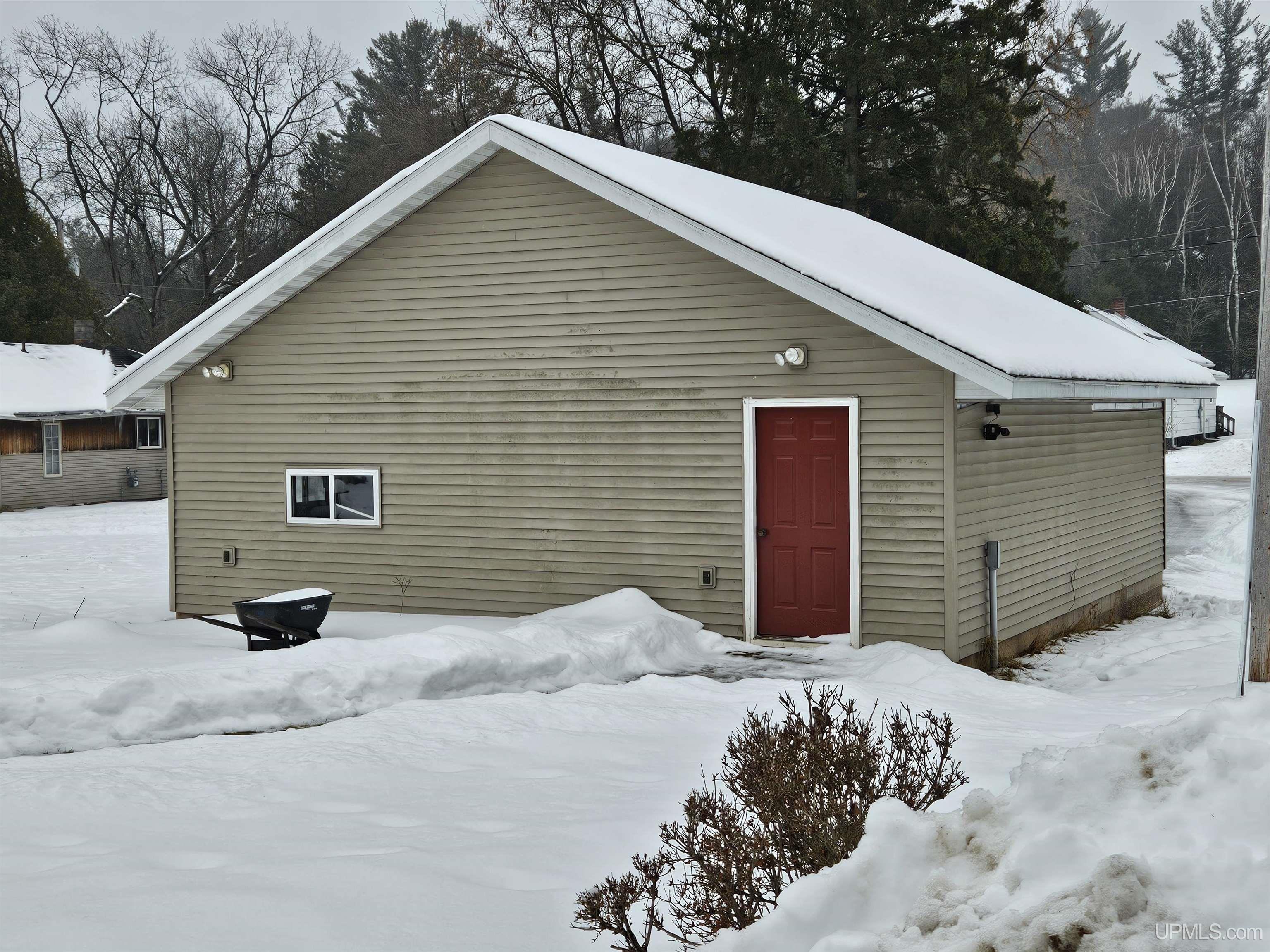W601 County Road North Niagara, WI 54151 - Photo 29 of 33