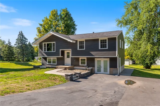 $290,000 | 6029 Ridge Road, Sodus, NY 14589