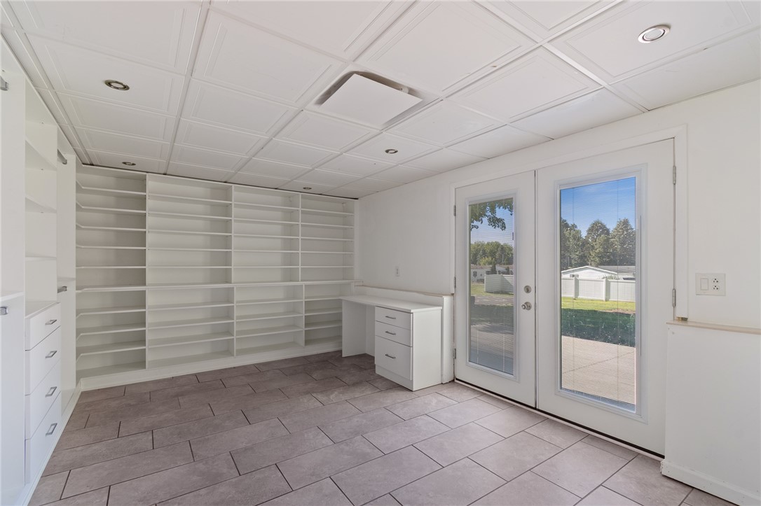 6029 Ridge Road Sodus, NY 14589 - Photo 21 of 30 Custom California closet