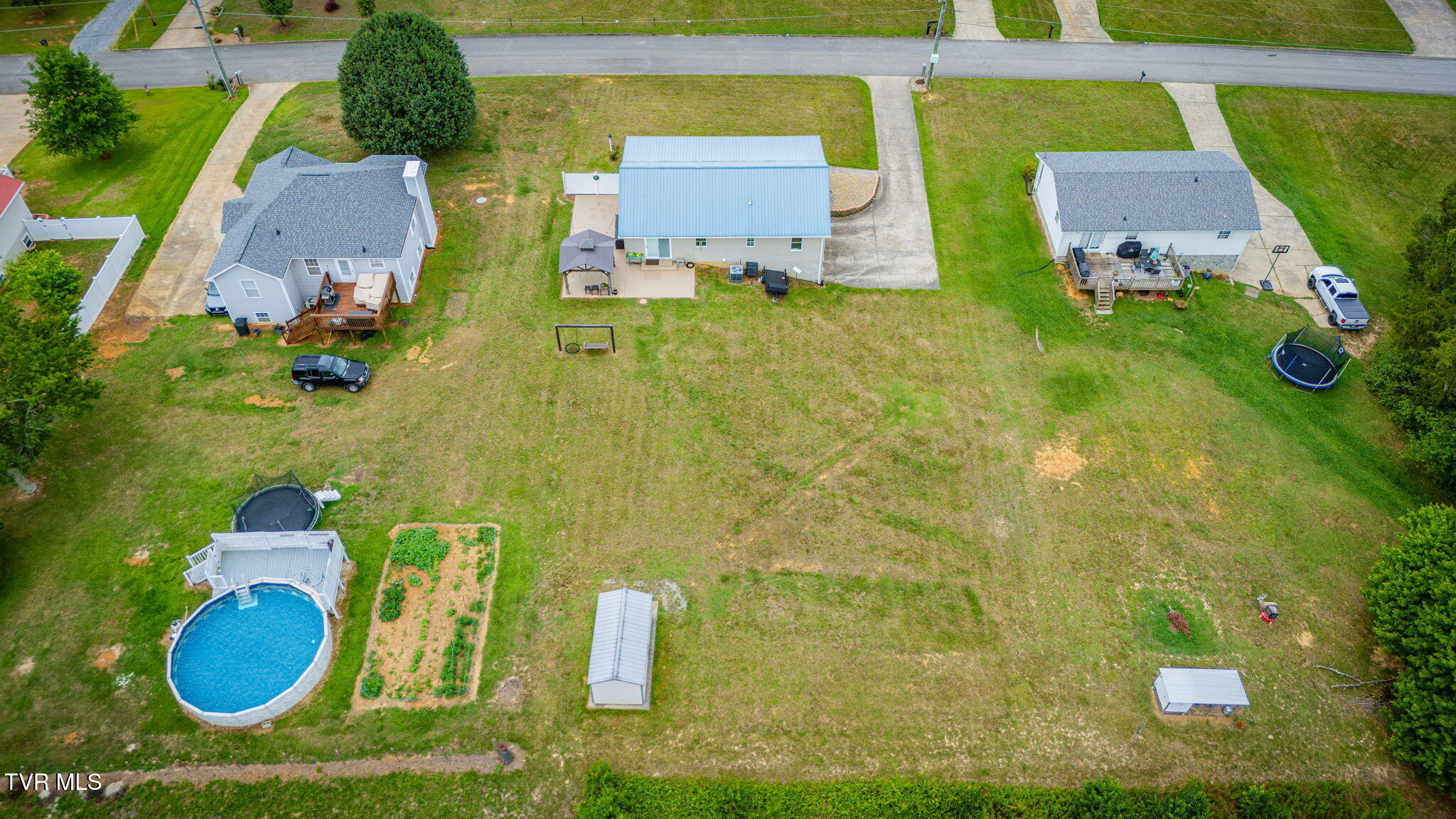 69 Pine Ridge Drive Afton, TN 37616 - Photo 33 of 38 103 (15)