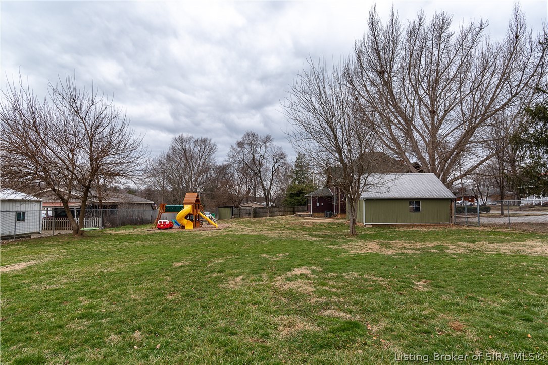 9195 Walnut Street Georgetown, IN 47122 - Photo 17 of 47