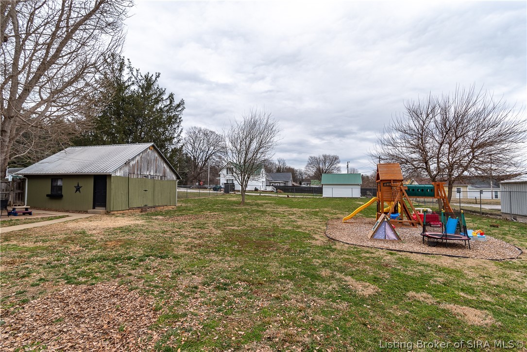 9195 Walnut Street Georgetown, IN 47122 - Photo 18 of 47