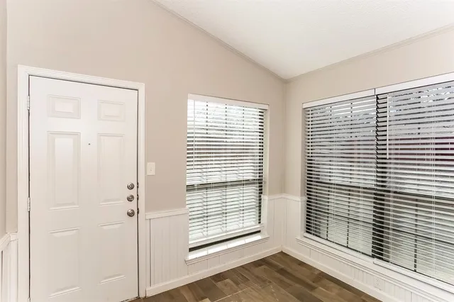 $2,495 | 330 Cedar Creek Drive, Duncanville, TX 75137