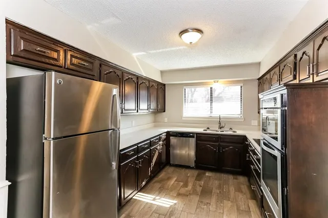 $2,495 | 330 Cedar Creek Drive, Duncanville, TX 75137