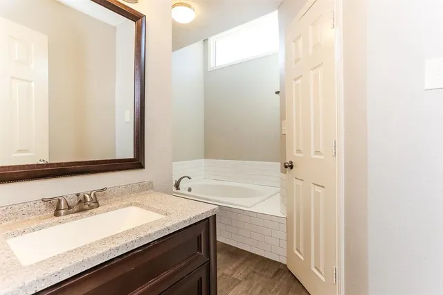 $2,495 | 330 Cedar Creek Drive, Duncanville, TX 75137