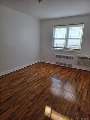 $935,000 | 150-25 77th Road | Kew Gardens Hills