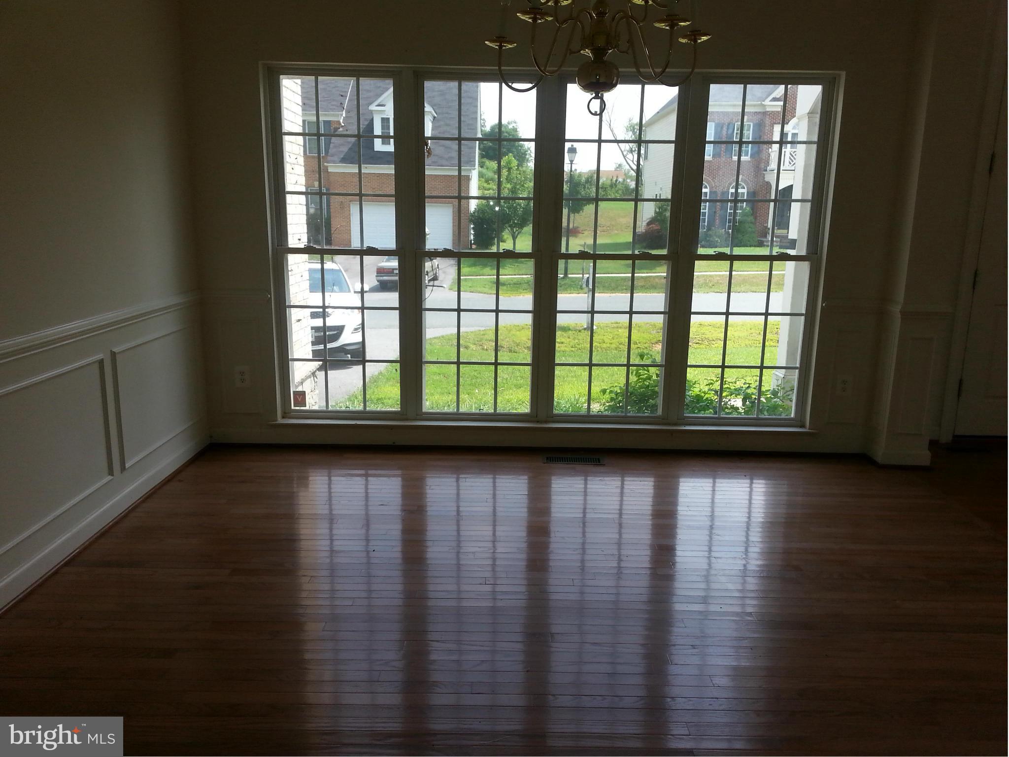 14507 Fairdale Road Silver Spring, MD 20905 - Photo 3 of 9 Dining Room