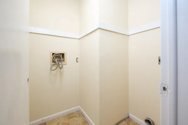 $1,600 | 40 South Avenue, Unit B, Harrisonburg, VA 22801