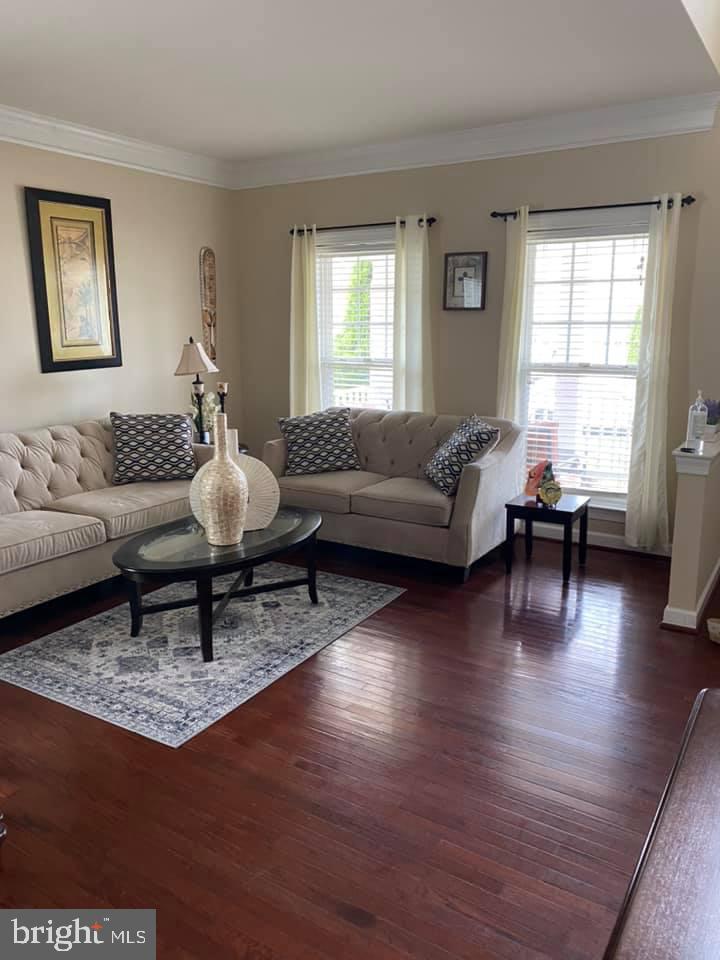 4149 Agency Loop Triangle, VA 22172 - Photo 3 of 27