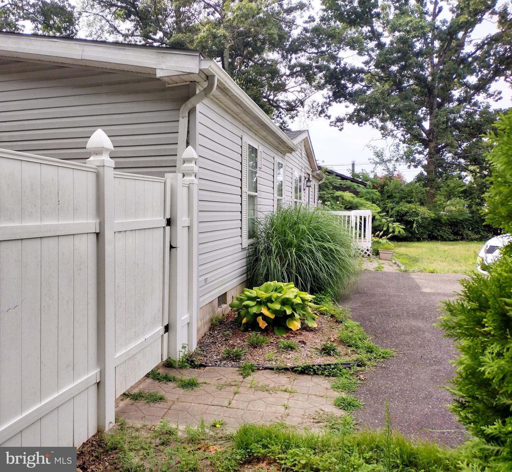 124 Mark Avenue Egg Harbor Township, NJ 08234 - Photo 7 of 32