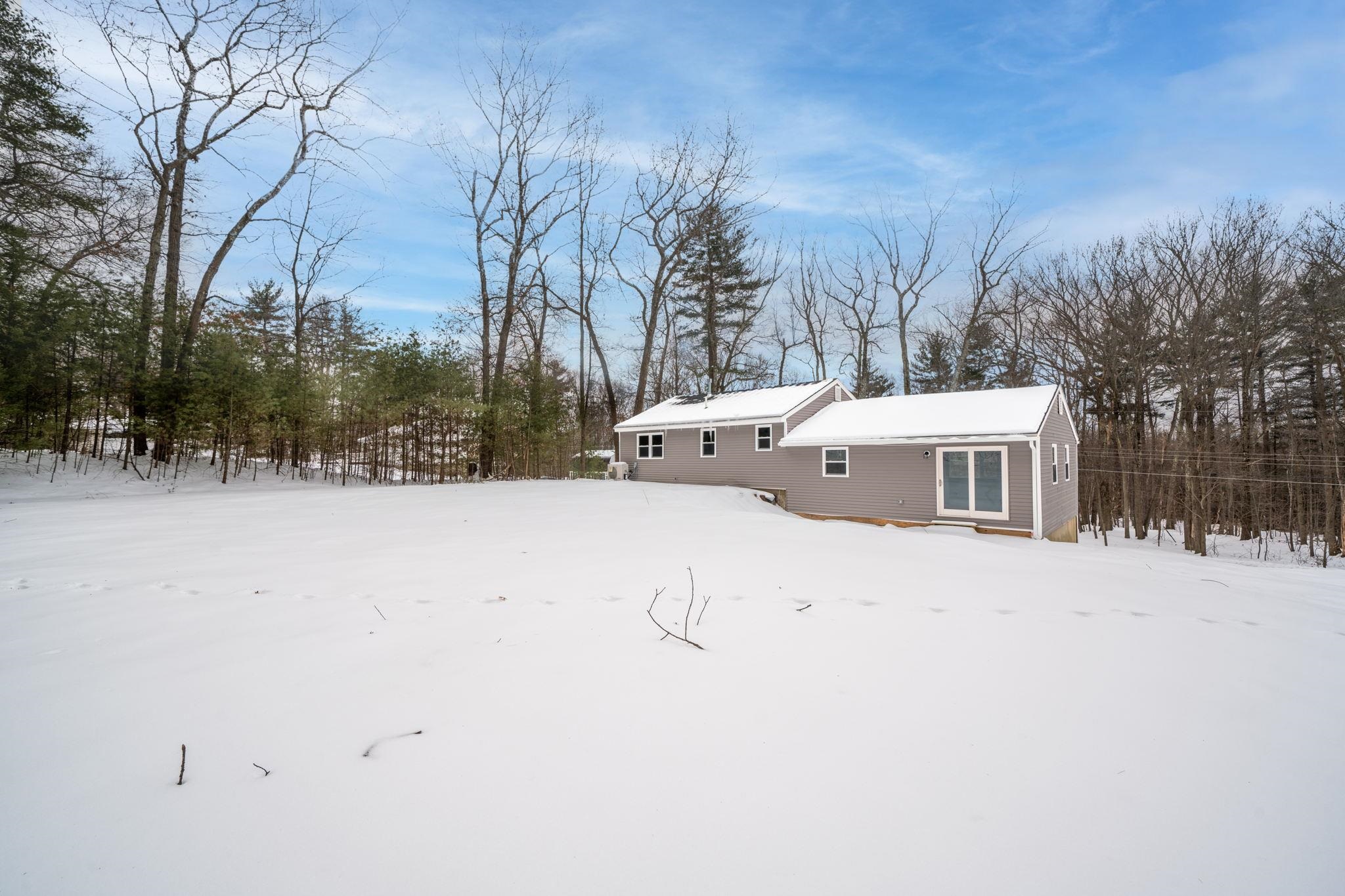 3 Thames Road Derry, NH 03038 - Photo 28 of 29 Gallery Image 28