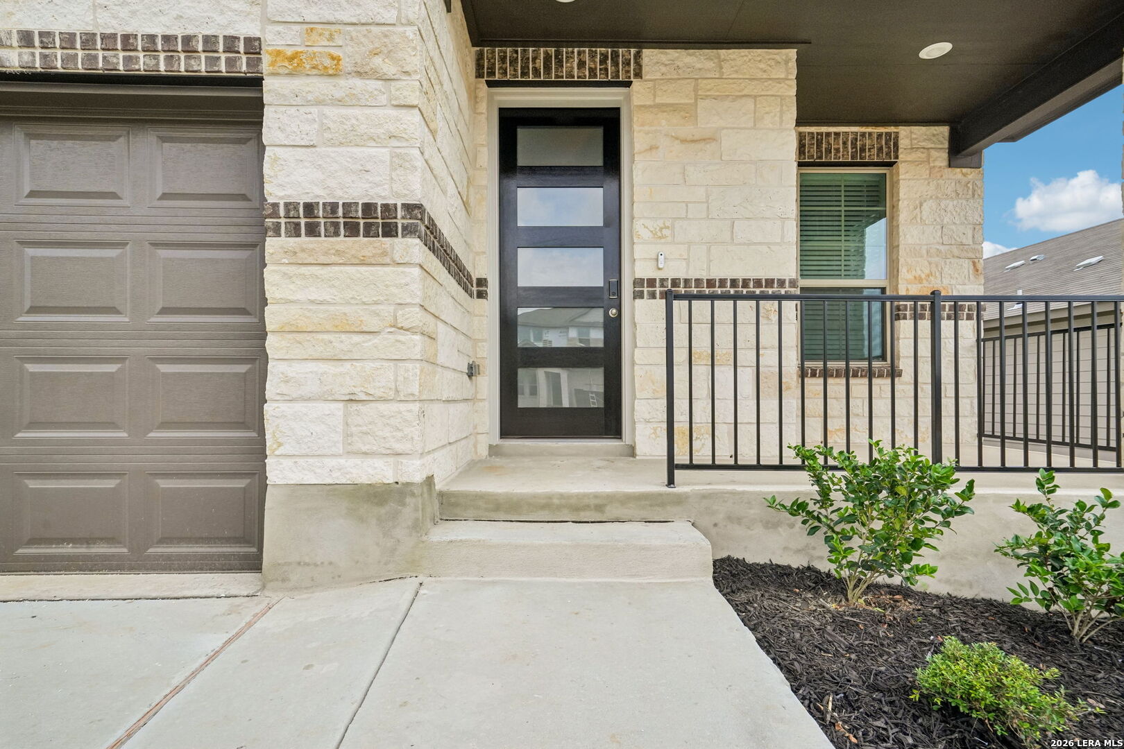 1548 Ravine Way New Braunfels, TX 78132 - Photo 3 of 40