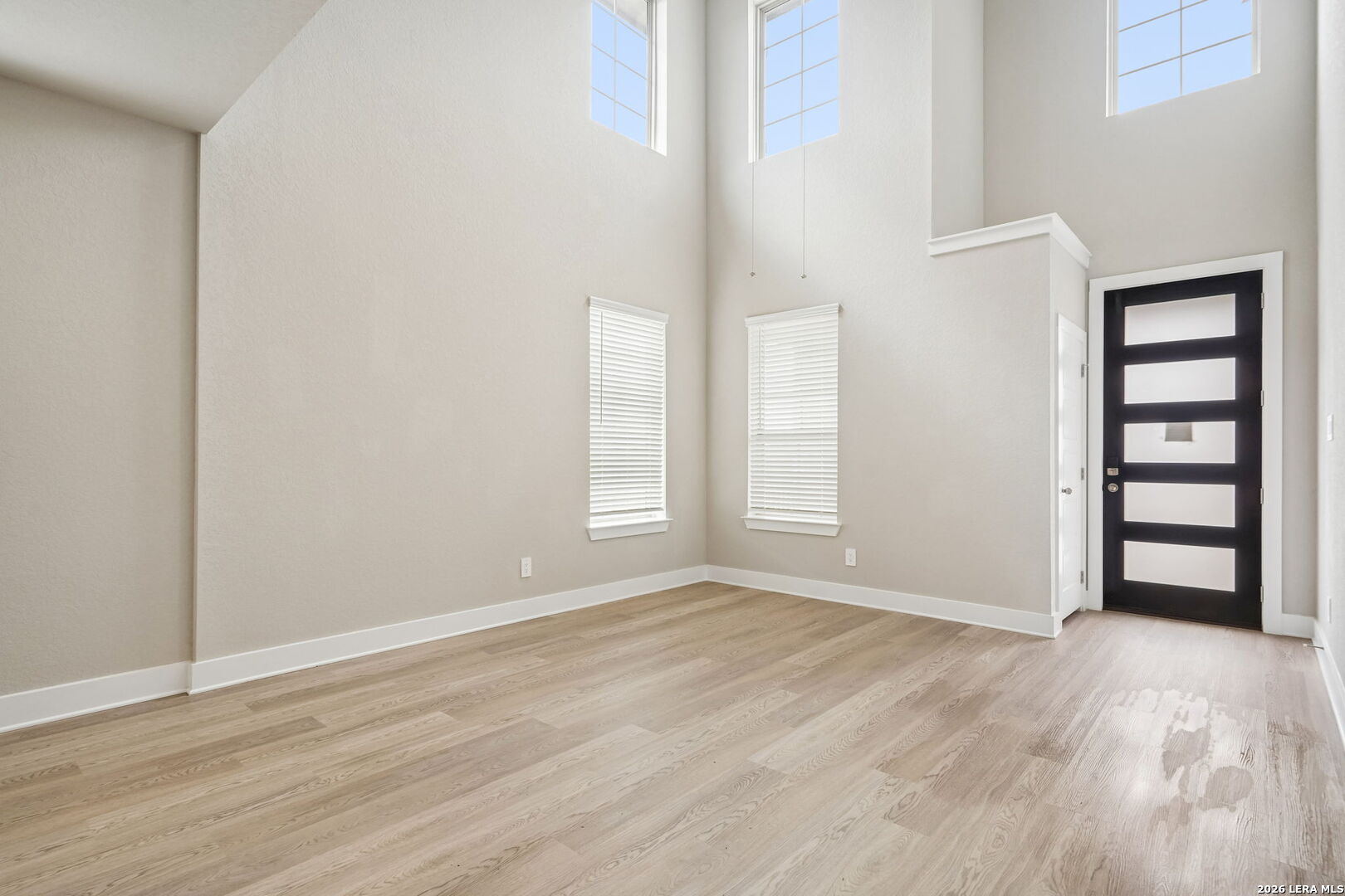 1548 Ravine Way New Braunfels, TX 78132 - Photo 5 of 40