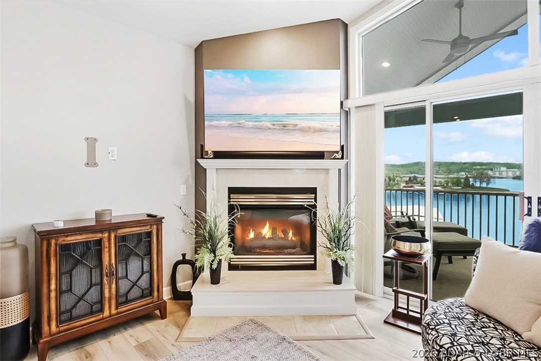 147 Evergreen Road, Unit 4B Sunrise Beach, MO 65079 - Photo 7 of 49