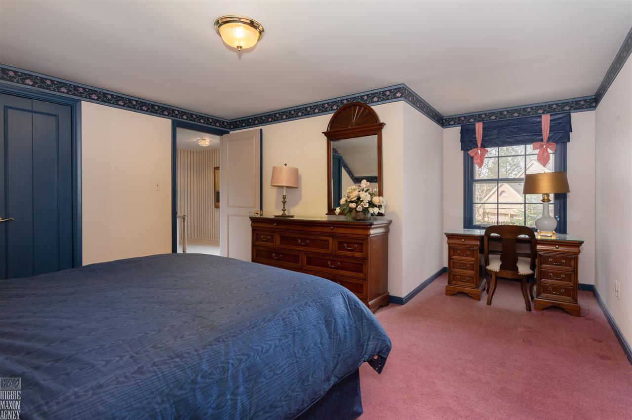 79 Hawthorne Road Grosse Pointe Shores, MI 48236 - Photo 17 of 27