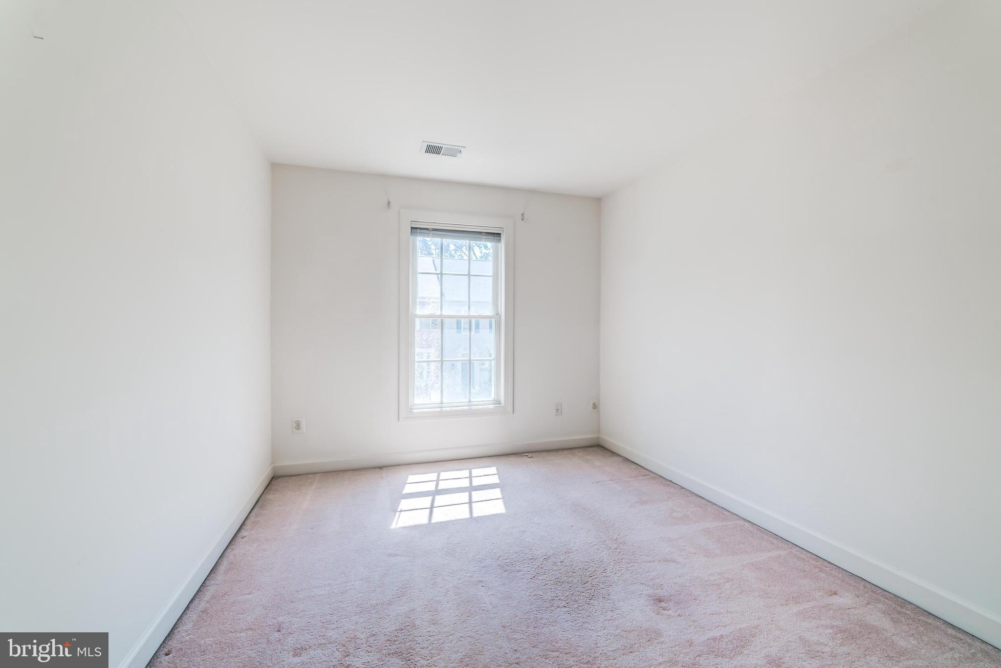 6664 Debra Lu Way Springfield, VA 22150 - Photo 25 of 39 Gallery Image 25